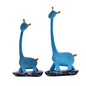 Giraffe Pair