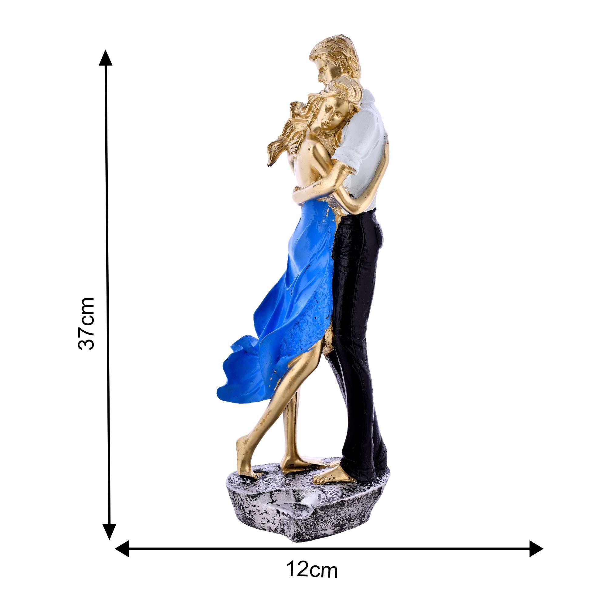 COUPLE STATUE