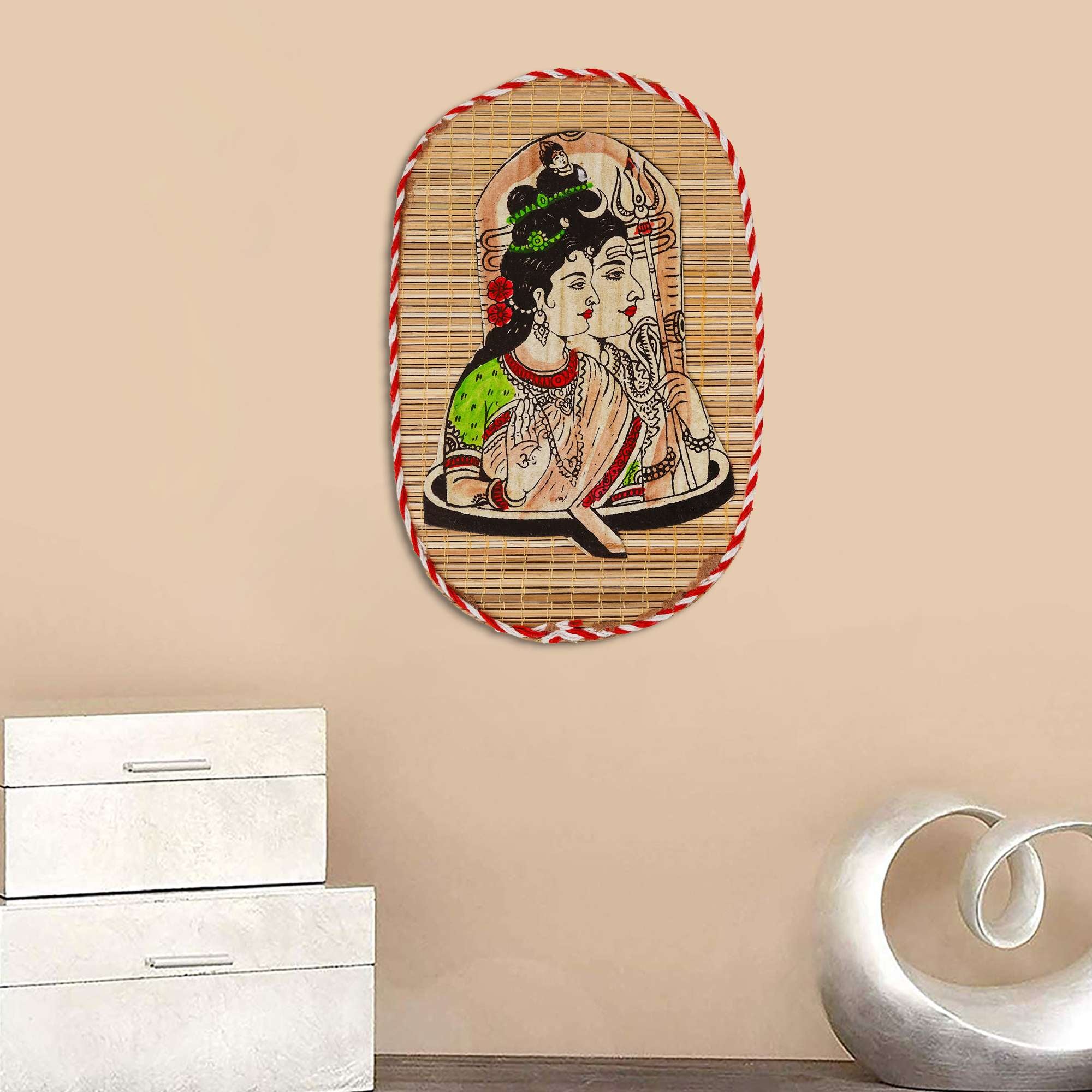 Oval Shaped Design Bamboo Hand Crafted Wall Hangings Of Shiv Sakti For Home Decor