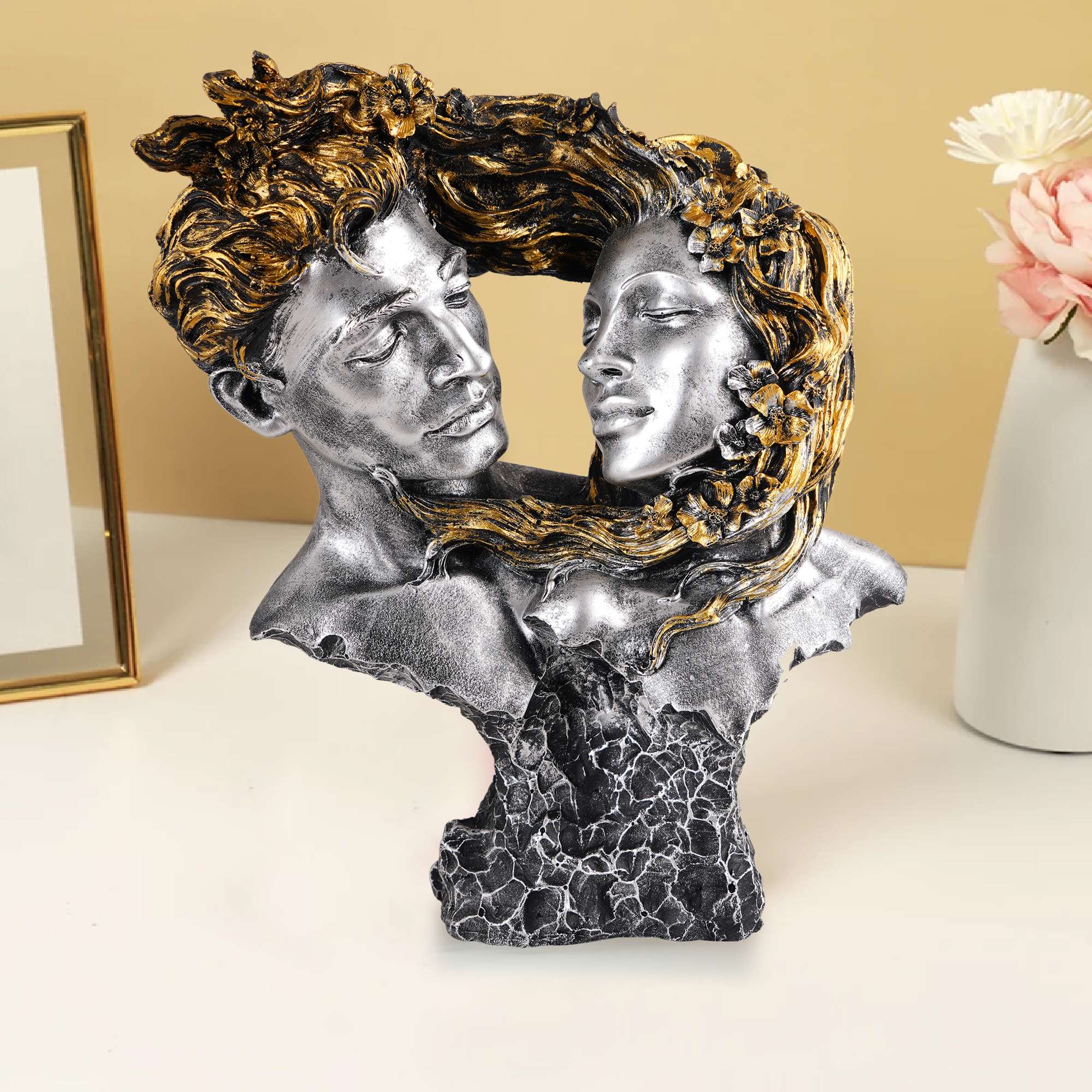Love Couple Face Statue silver and golden Showpiece for Home Decor  Valentine Day Gift | Resin Decorative Showpiece  showpiece