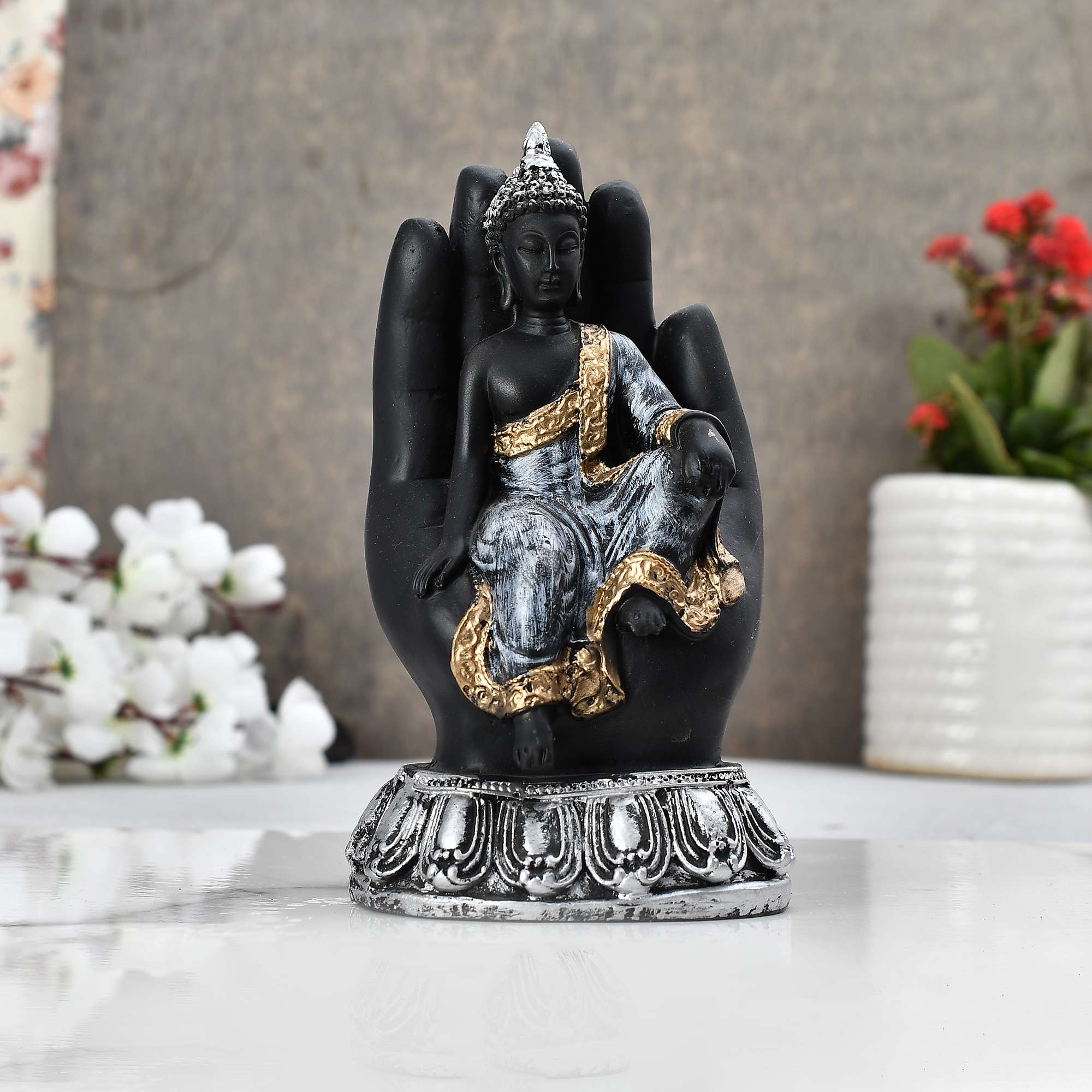 PALM BUDDHA
