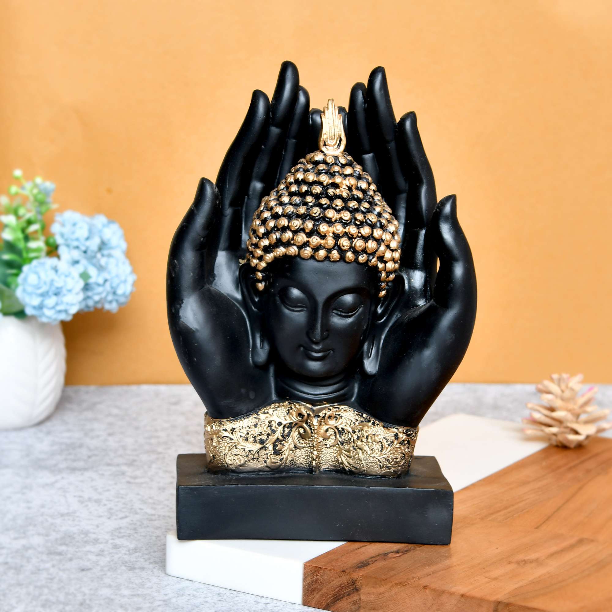 PALM BUDDHA