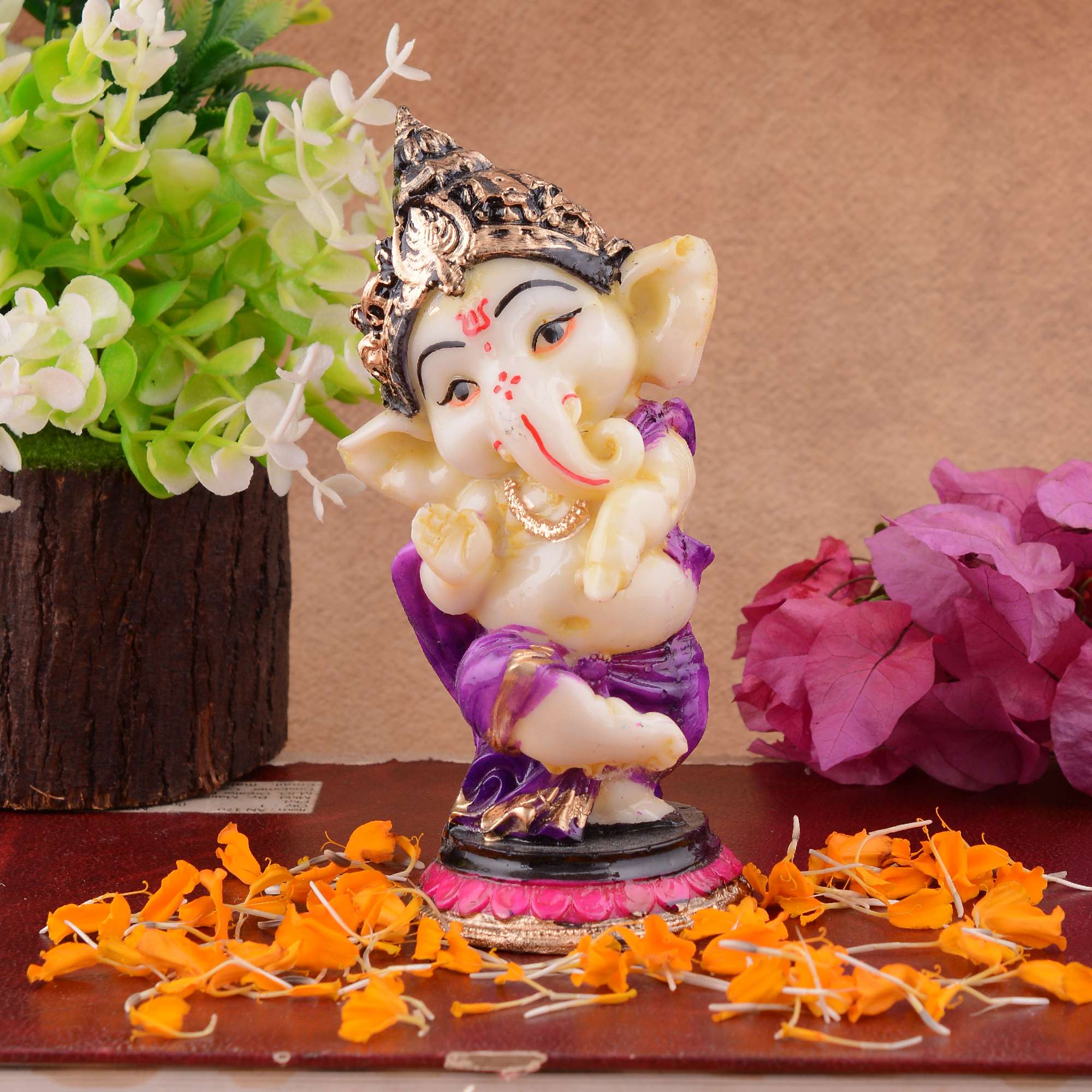Ganesha Statue  Idol Shriganesh Bhagwan Murti / Home, Office Decor / Car Dashboard / Side Table Brass Ganpati / Lord Vinayaka Statue / God of Luck & Success Sculpture / Gift Items