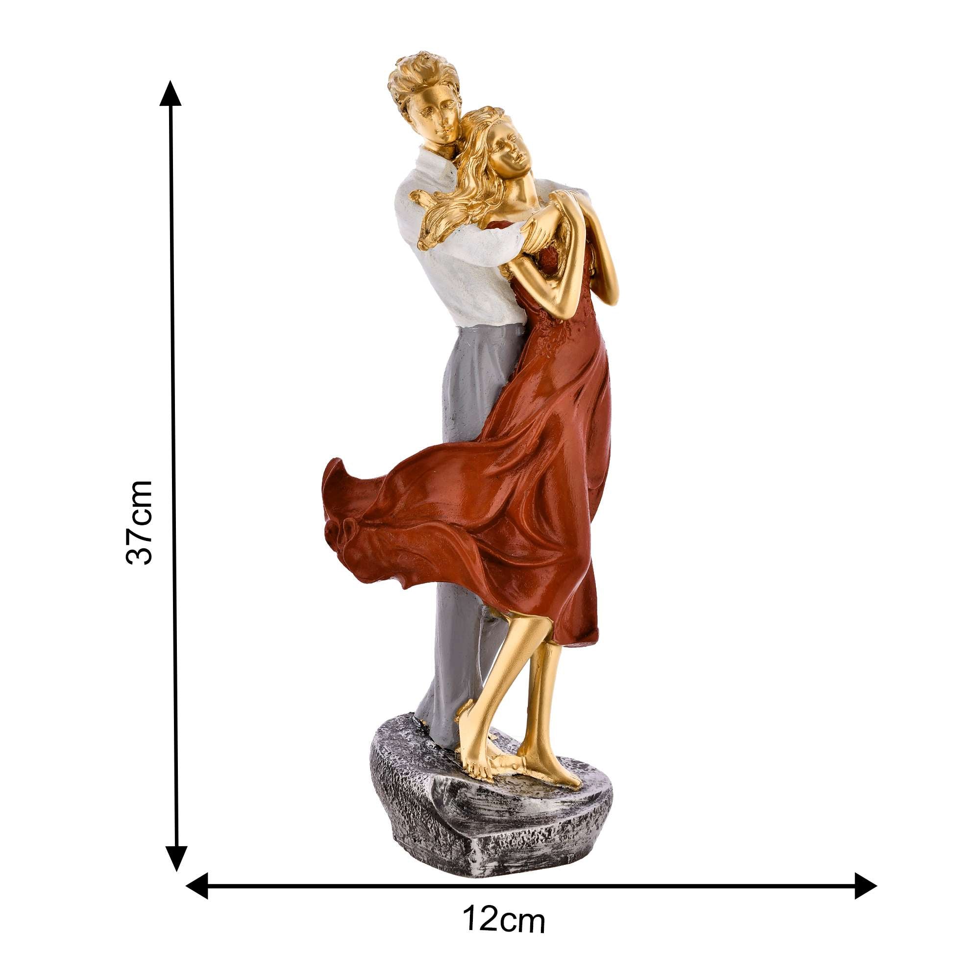 COUPLE STATUE