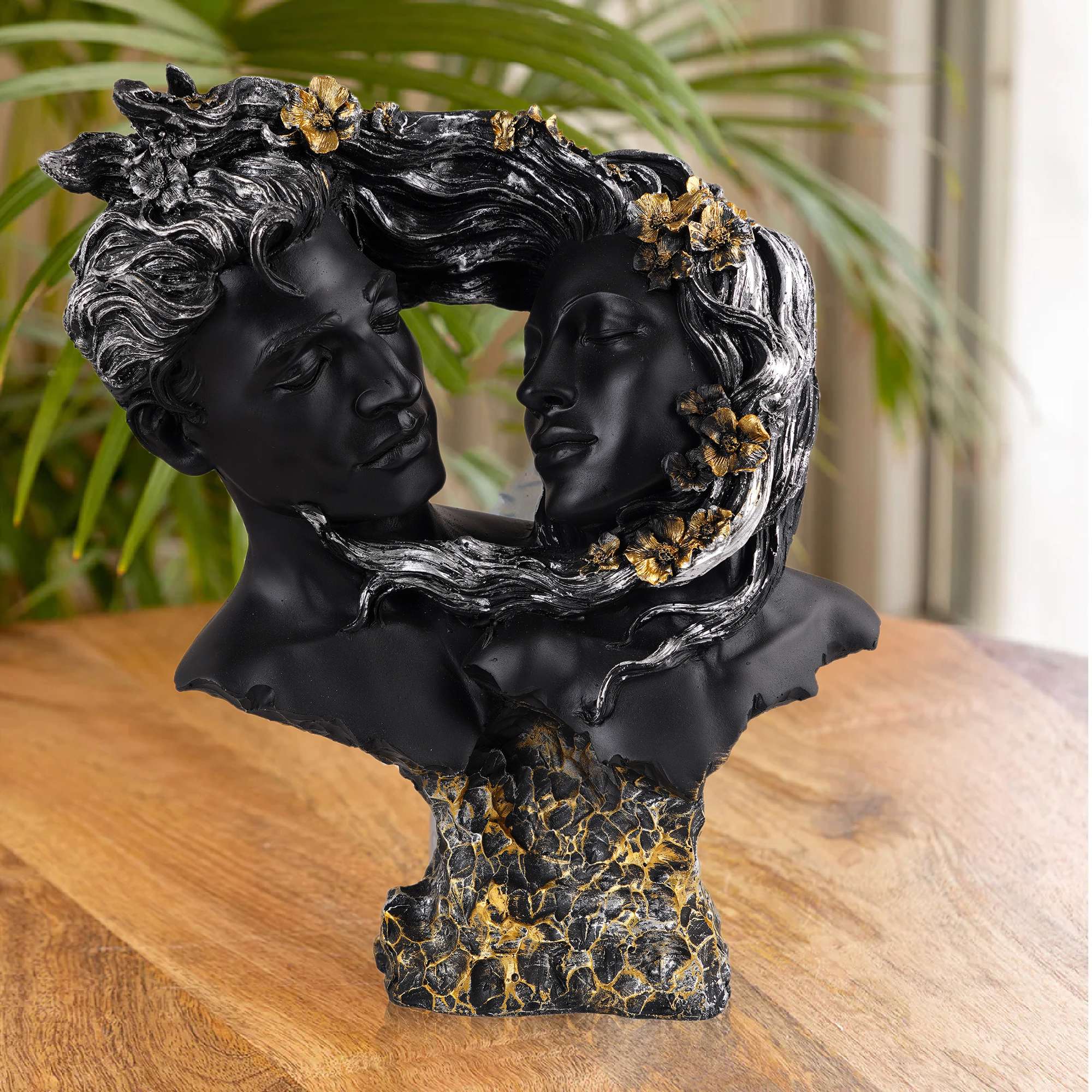 Love Couple Face Statue black and golden Showpiece for Home Decor  Valentine Day Gift | Resin Decorative Showpiece  showpiece